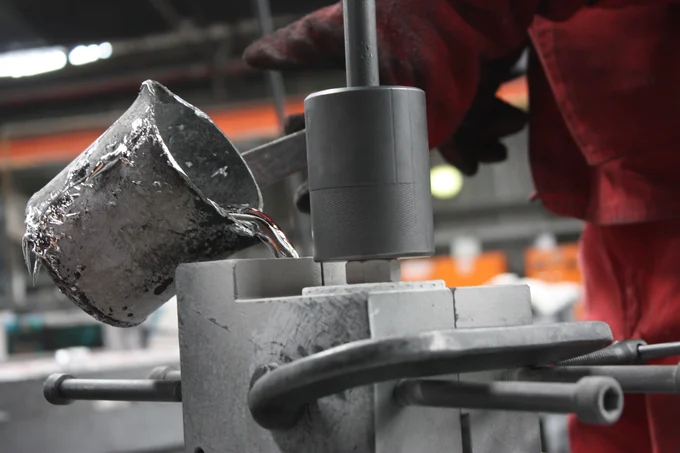 Gravity Die Casting: Metode Pengecoran Hijau 11 image 33