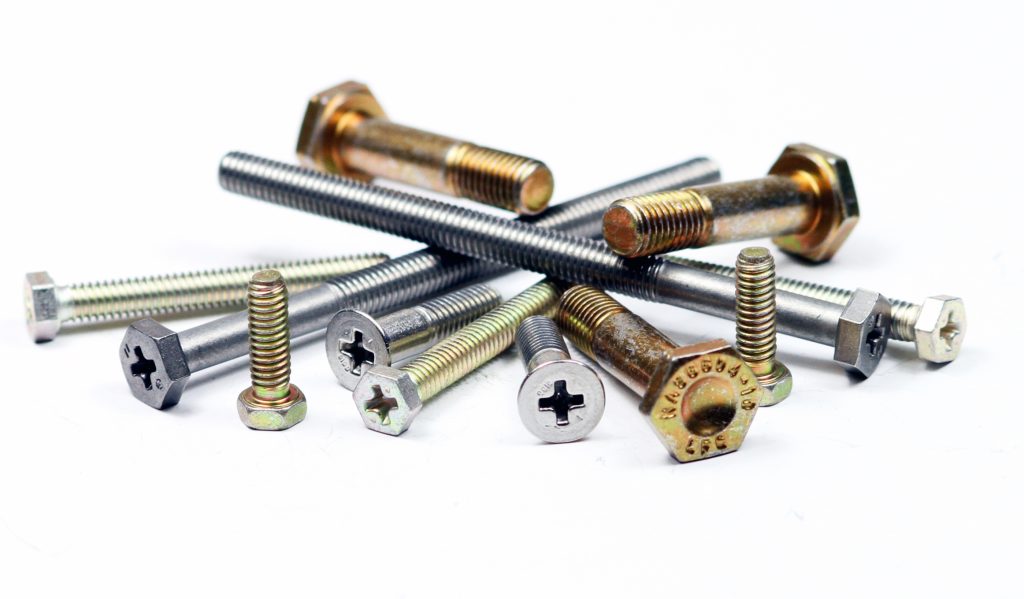 Dlaczego typy elementów złącznych są ważne w przemyśle lotniczym? 8 aerospace fastener